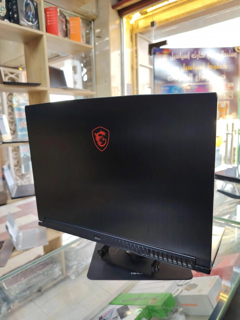 🔥 لابتوب جيمنج لُقطة.. قطعة واحدة فقط! 🔥
​مكتب صدف يقدّم العرض الأقوى على جهاز MSI GF63 Thin بأداء ممتاز وسعر تنافسي!
​💻 المواصفات:
​المعالج: Core i5 (الجيل العاشر H)
​الرام: 16 GB
​الهارد: 256GB SSD + 1TB HDD (سرعة ومساحة)
​كارت الشاشة: Nvidia GTX 1650
​الشاشة: 15.6 Full HD
​🎁 الملحقات: شاحنة أصلية + حقيبة + ماوس.
💰 السعر: 600 ألف دينار فقط! (متوفر قطعة واحدة)
​📍 العنوان: الموصل - المجموعة الثقافية - مجاور شركة طاقة.
🚚 خدمة التوصيل: متوفرة لجميع محافظات العراق.
📞 للحجز والاستفسار: ***********
