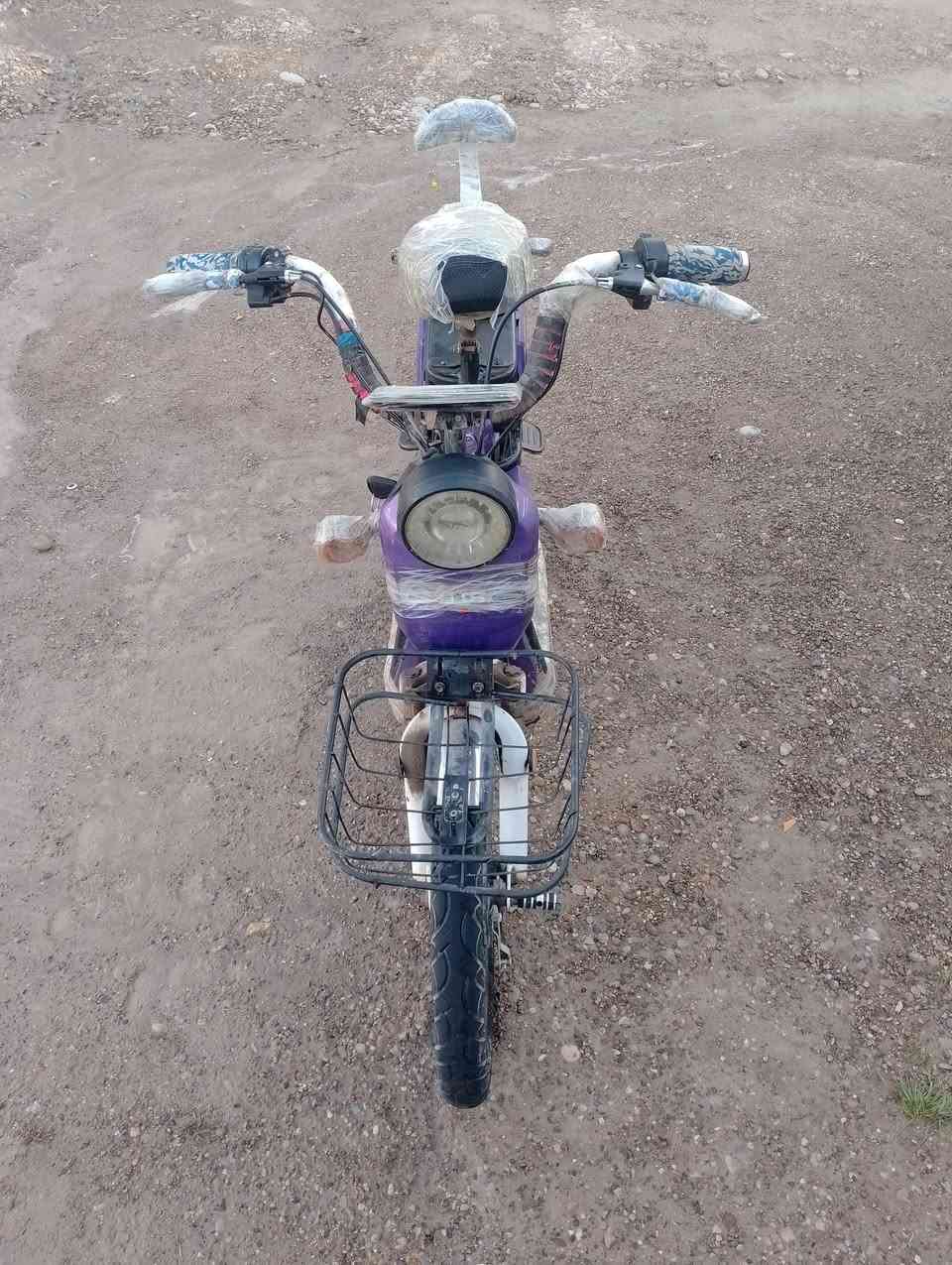 دراجة شحن 5بطاريات نص عمر موديل22 جاهز من كلشي السعر 190 وبي مجال العنوان ديالى دلي عباس الهاتف ***********
