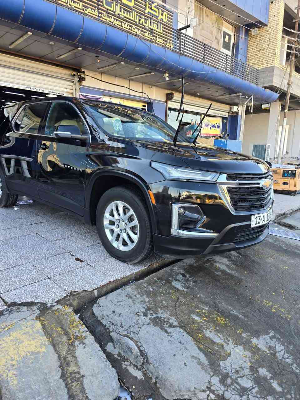 ترافرس مديل23 فئه ls حادثه موضح بل صور فقط جاملغ وصبغ صفحه بدون معجون ضرر شخوط لون اسود سياره جاهزه للأخير كير مكينه مكفول حداديه تبريد تدفئه  تخم تاير السياره جاهزه من اي نقص غرفته اوف وايت السياره ابسمي تحويل مباشر 
السعر245قابل لتفاوض 
***********
مكان السياره ميسان
ماشيه 40 الف كم
