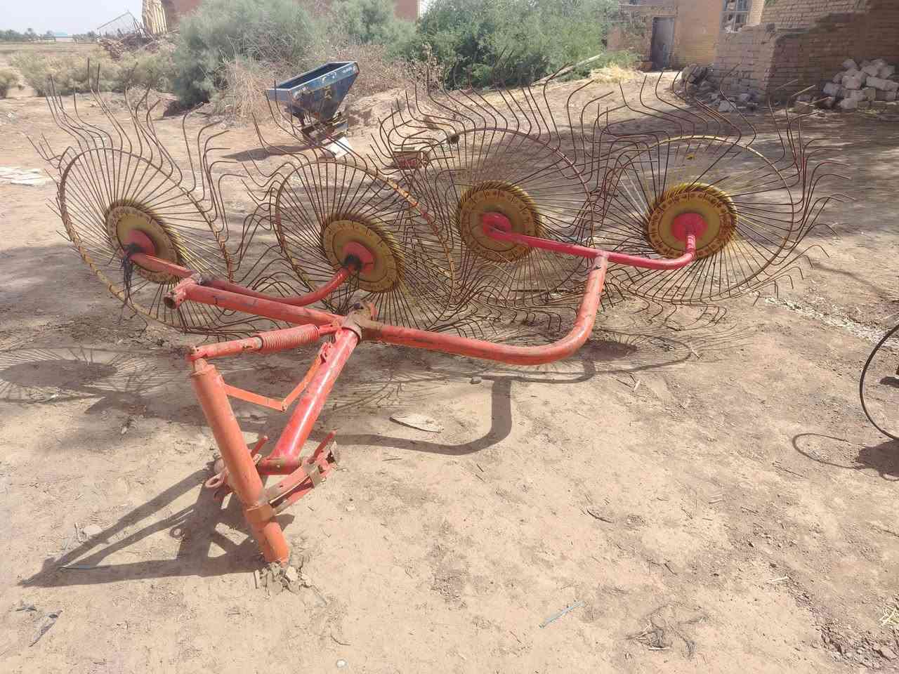 سلام عليكم اسويتر عدد 2 للبيع مكان نجف مشخاب للستفسار اتصل ***********
