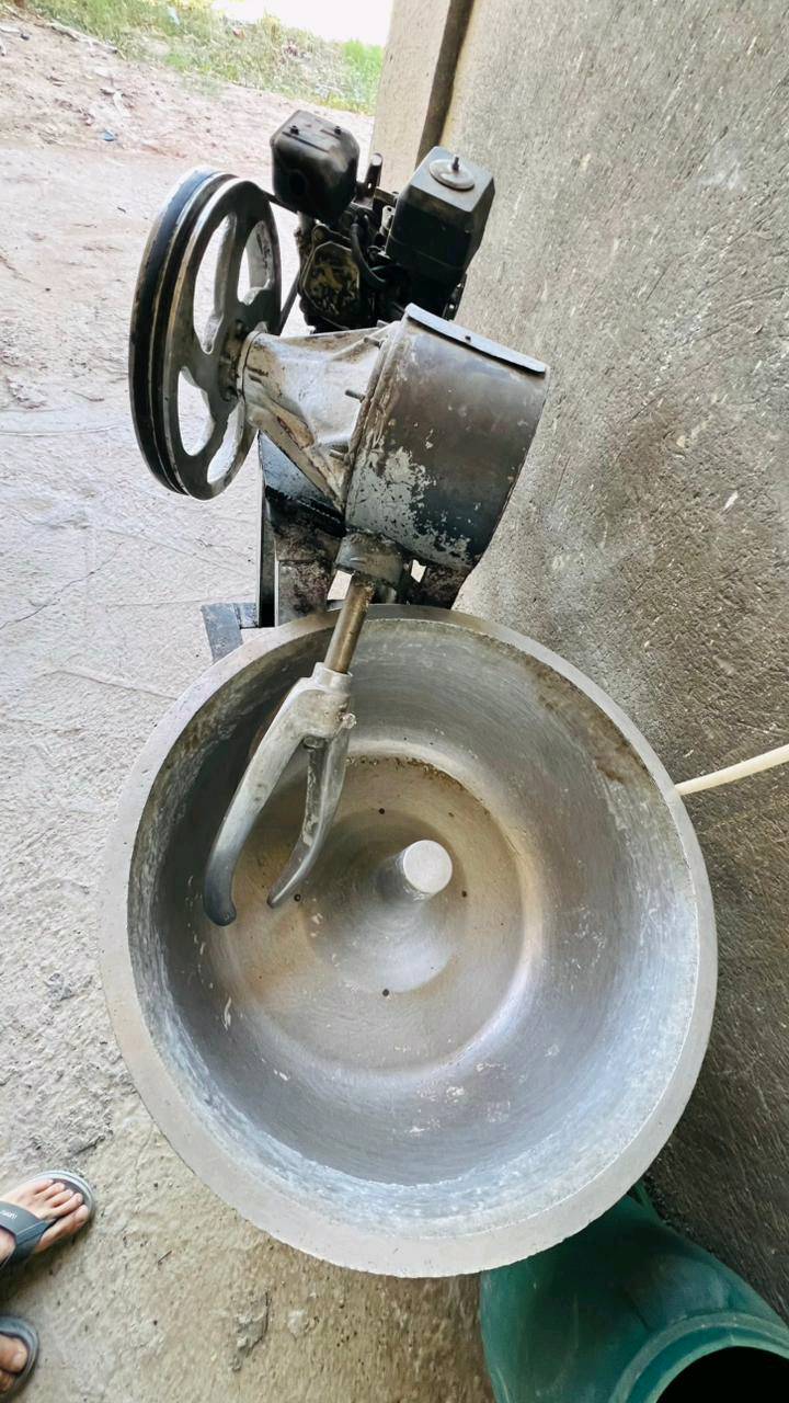 فرن عذاري حجم 90  طابقين 
خماره بابين  مع عربانه 2 
عجانه  ام الچيس 
ميز تزكاه  2 متر  
ميز عرض عدد 2 
45 صينيه 
بطل خماره 
منضم غاز عدد 2 
السعر 3700000
وبي مجال