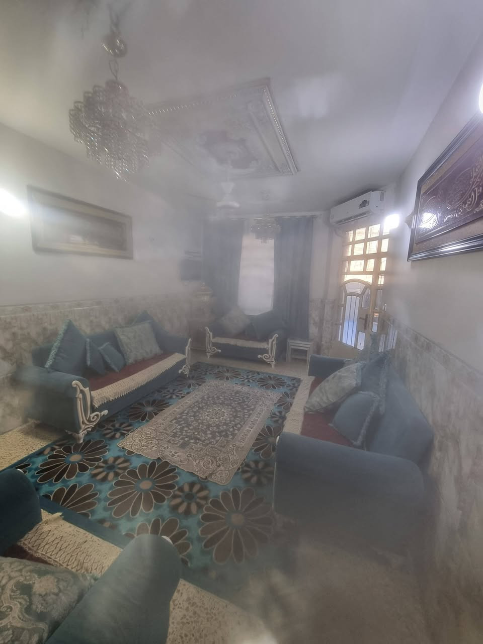 دار.  للبيع.
المساحه  185.  متر.    
  الموقع.  بغداد الجديده 
   قرب شارع المسبح. 
   للاستفسار. الاتصال 
   ***********
