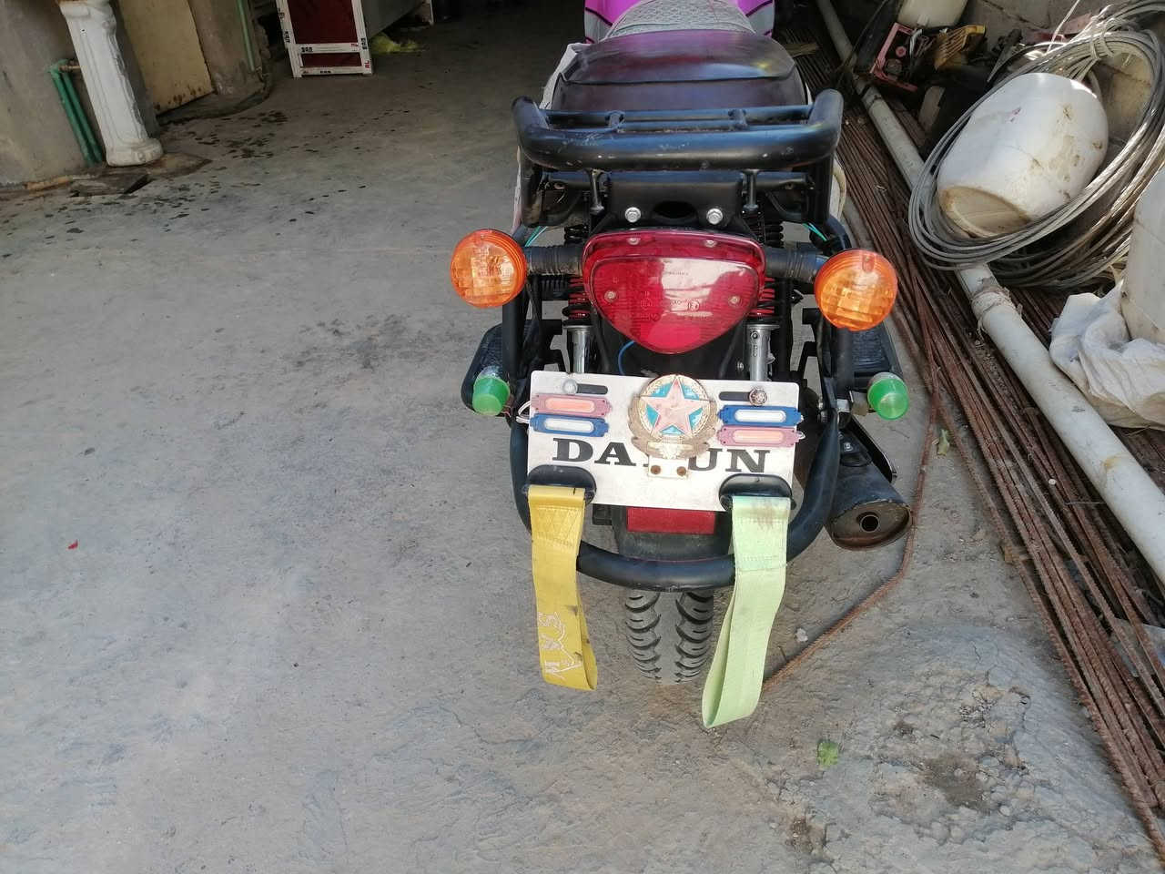 دراجه دايون جديده مديل ٢٣ طالعه بل ٢٥ أوراق سكنر الون مميز مكينه ٢٠٠ سويج سجينه كهربايات كله شغاله ااتصل عل رقم ***********
