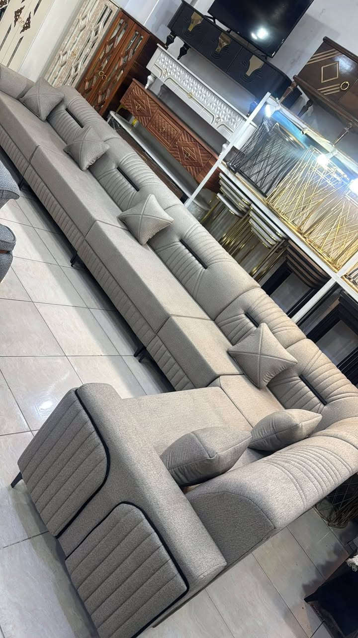 ديوان شغل اصلي مجمع سيد حيدر الصافي عنوان جديد نهايه شارع ٣٠ قرب دوريه نجده تلفون *********** مجمع الزهراء عليها السلام
