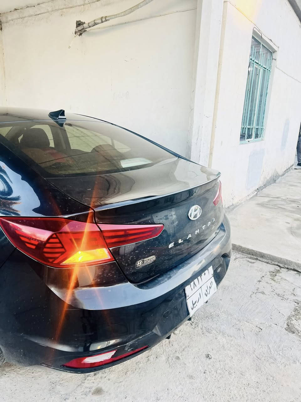 السلام عليكم
للبيع انترة 19

محرك 20مامفتوح محرك وكير شرط 

الضرر للبابين اليمين صبغ بس بدون دواخل

بجم كبس وصندوك كبس 

السعر 125

استفسار ***********
