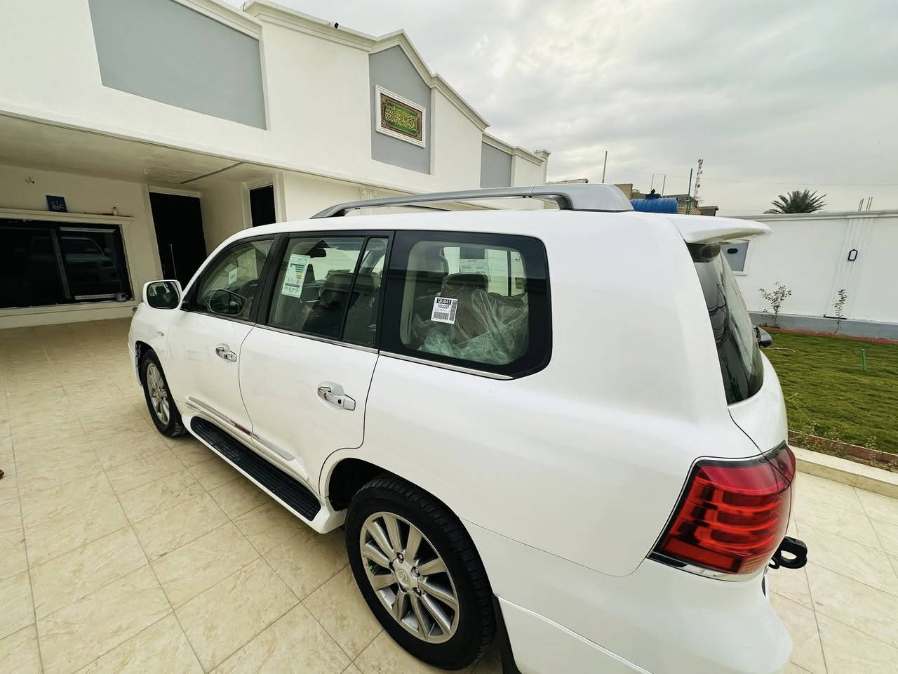 سلام عليكم لكزز البيع موديل 2011
السونار مالتها مرفق ويا المنشور 
سياره كفاله عامه عده الباب الخلق صدر 
السعر278 وبها مجال جدن قليل ماكو هيج سعر وكفاله مواصفات وبريم بل خير الصير من نصيبه
صبغ ونص الجاملق الخلفي فقط 
شرط تراي زيرو وضع شركه 
سياره بريم اصل 
معروفه موصفات الكزز 
العنوان بغداد الدوره البعيثه 
***********
