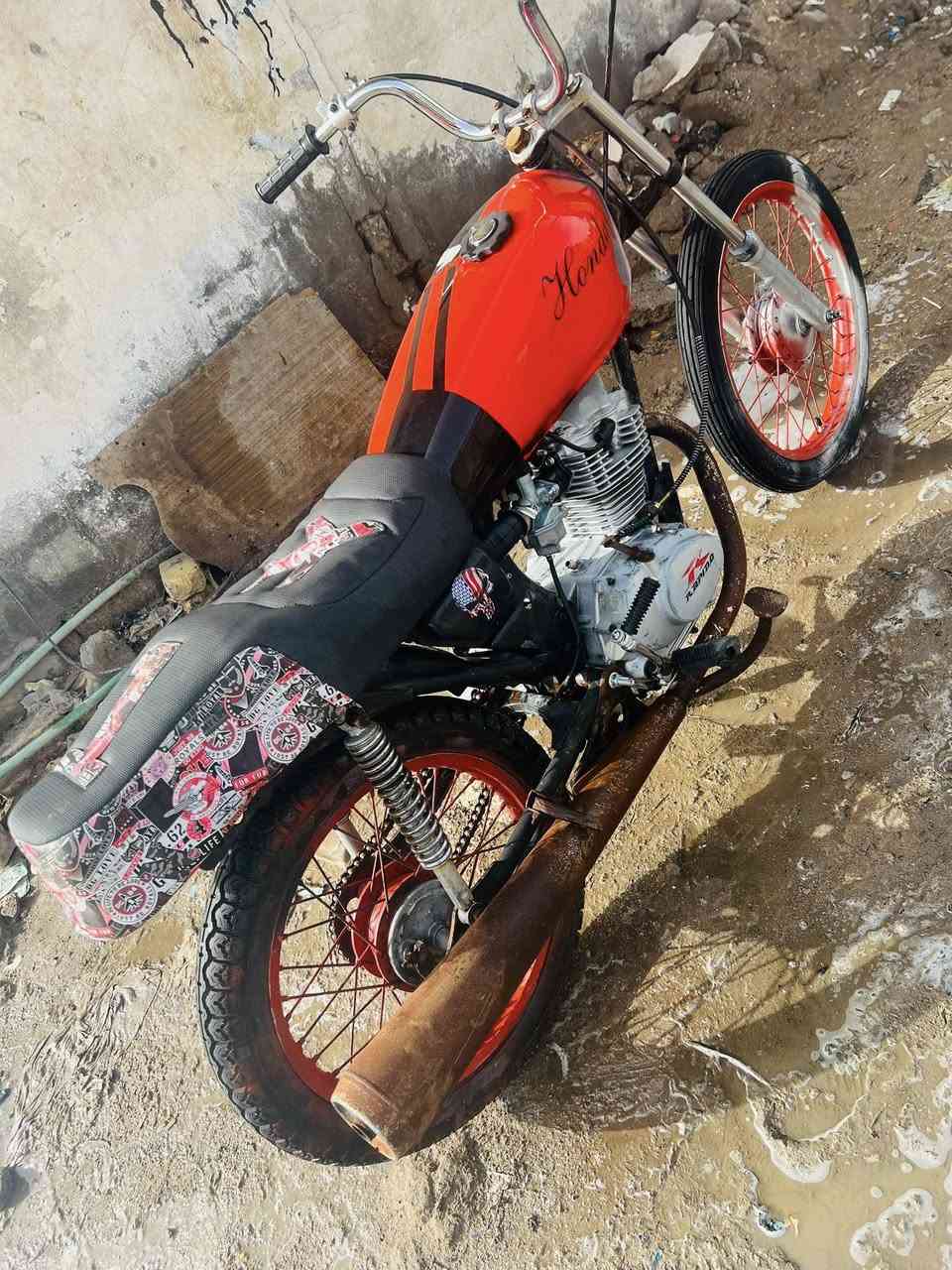 ￼ سلام عليكم دراجة للبيع محرك رابيدو ‏السعر 250 بيها مجال ￼ المكان بصره ￼5ميل *********** ￼￼
