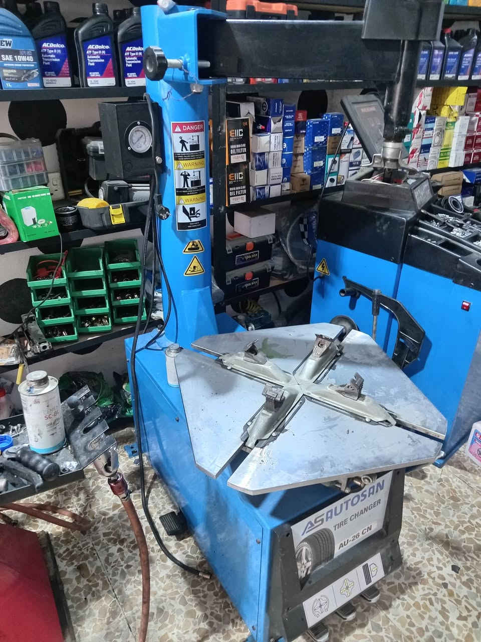 ***********
***********
