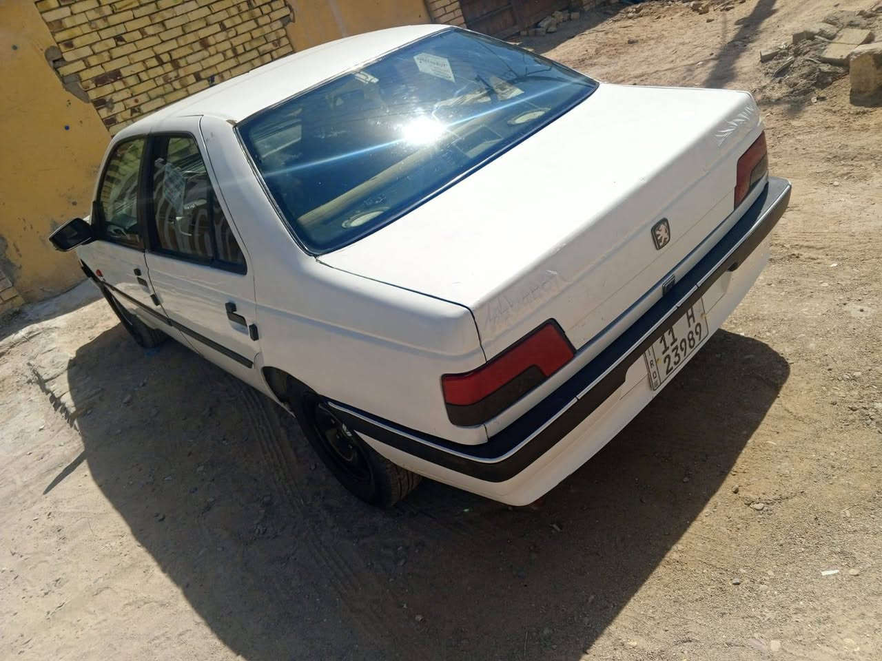 للبيع سيار بيجو ٤٠٥ موديل ٢٠١٢ رقم بغداد وهيه  بميسان 
رقم الهاتف ***********
