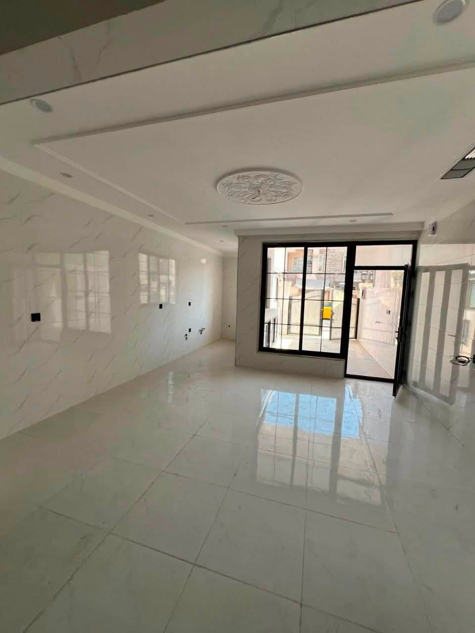 🔸سند طابو يتسجل بإسم اي عراقي
📍أربيل- منزلين لبيع حي هفالان قرب جامع احمد هرني ع شارع 15M

➖مساحة 100M+100M طابقين 
يتكون⤵️
➖3غرف نوم 
➖صاله-مطبخ-مجموعه صحيات-كراج

📞  تواصل مباشر واتساب أو اتصال:

📱***********

📱***********
