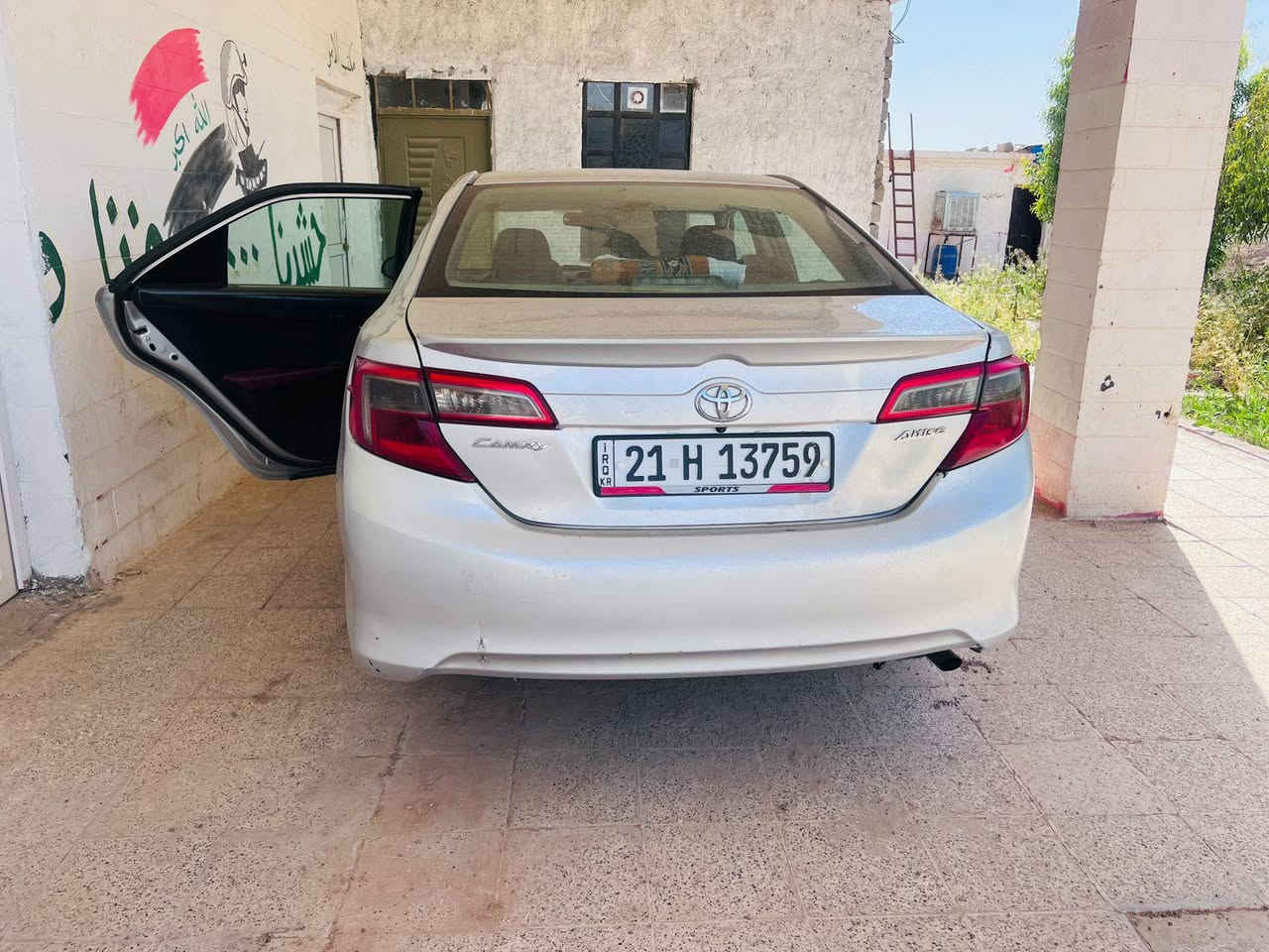 السلام وعليكم كامري موديل 15 خليجي السونر مرفوق بلمنشور كير ومحرك شرط المحرك مفتوح بي كازكيت فقط السيرة معارض فقط ب نيسان فيرسة او سنترة ***********
