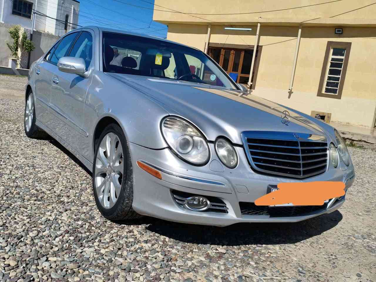 مارسدس جديده 2010
ادوات مكصوص وارد امريكي جديده
 كص جاهزه من كلشي
نضيفه شوف الصور وتجي شوف العين
سعر 55 وبيه مجال
مكان السياره الشرقاط _شكرا
للاستفسار الاتصال على الرقم ***********ِ
