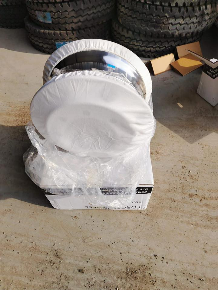 للبیع اصلي الماني شرط ٣ سنه تاقم موجود
***********
***********
