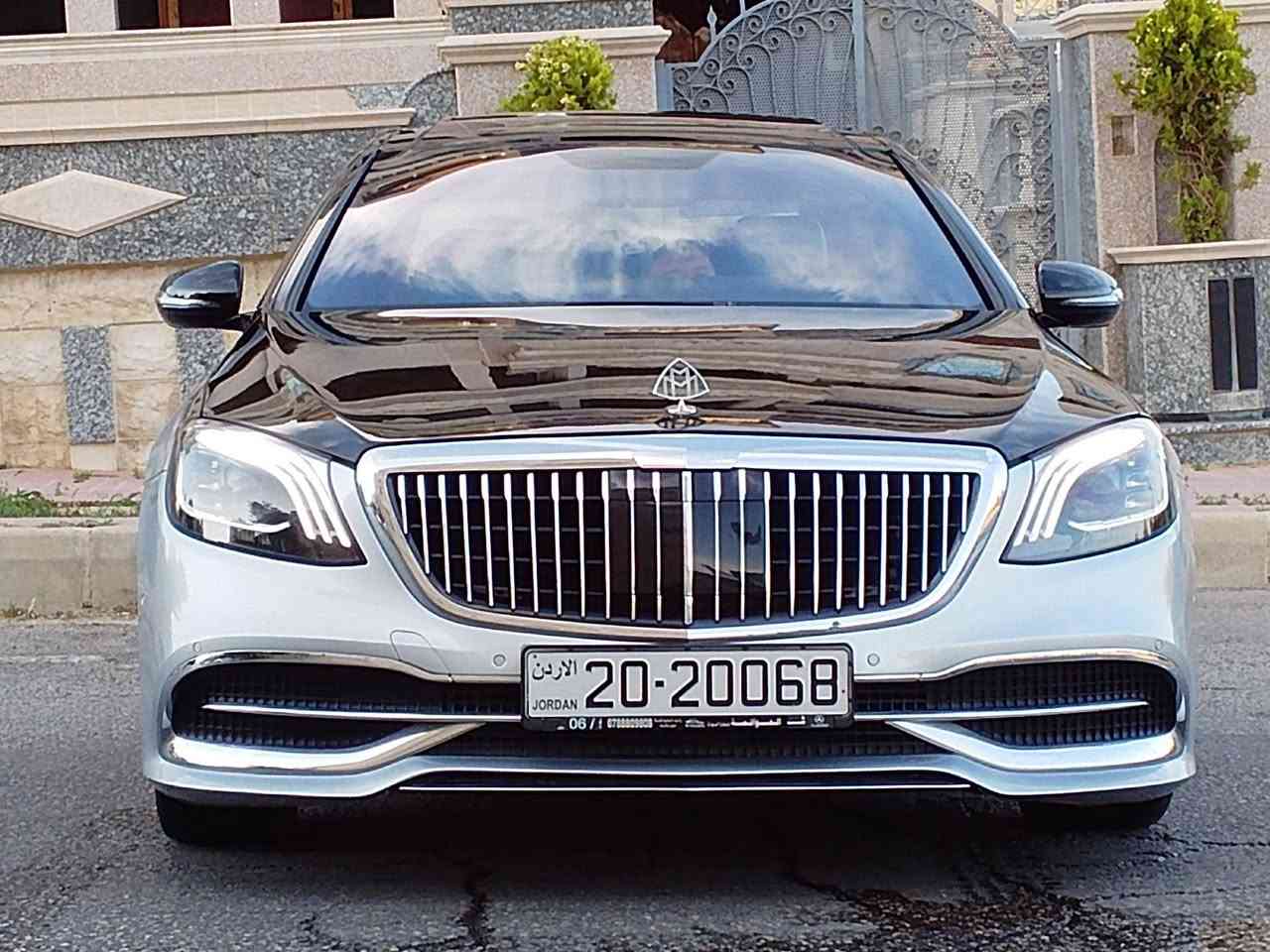 ماشاءالله لا قوة الا بالله 
محول body kit كامل ب مركز كوبرا 
فحص كامل بسعر ممتاز 23500 ترخيص سنه
ترخيص واطي 400د
فحص كمبيوتر ولا code 
المواصفات :
محرك 5500cc V8
Gear steak
لون سيلفر (ميتالك + اسود) مميز 
حساسات 360
نقاط عمياء 
اضاءات نهاريه LED
عدسات LED متحركه مع الطاره 
انارات ترحيبيه
سقف بانوراما كريستال منفصل 
تحكم ب جميع البرادي والزجاج الخلفي من الراكب الخلفي
مقطوره خلفيه VIP
زجاج AUTO تحكم ل جميع الركاب 
كراسي الصف الخلفي متحركه 
تحديد مسرب 
مثبت سرعه 
Drive mode
عدادات متعددة الاشكال 
مري تحكم كهربائي بالكامل 
اضاءات خلفيه LED رمش 
نظام تعليق هوائي 
رادار امامي خلفي 
حساسات امامي وخلفي
مساعد اصطفاف 
مساعد قياده 
اضاءات led داخليه تحكم وتغيير الالوان 
والمزيد من المواصفات ...
___________________________
للاستفسار على الرقم 0796229079
البيع مع الرقم او بدون ب اختلاف السعر


**إذا كنت صاحب هذا الإعلان وتريد حذفه لأي سبب، رجاءا أرسل رسالة إلى الدعم الفني**