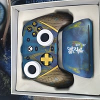 للبيع  جويستك XBOX احترافية نضيفة كلش لا مصلح ولا مفتوح بعدة جديدة تجي...