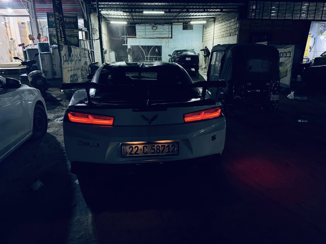 كمارو rs v6 بسعر مناسب
موديل 2017
رقم اربيل الدولي هزه جديده تريد تحويل وكاله 
ضرره بسيط بتاير المامي ولخلفي
بيه قطعه وحده صبغ وبيه مكانات بارد بجاملغ لخلفي ولباب سايق باقي كفاله شواصي لغود دواخل كوله مكفوله
ماشية 68 الف كيلو مو ميل 
كير محرك اكسل كفالة 
ادامة على المحرك كاملة بلكات نوزلات 
ويل حجم 20 ss
محدث بچم Z1
صدر السيارة جديد 
كهربائيات بلاد ما ملعوب بيهن 

مواصفات عادية
بصمة
 تشغيل عن بعد
شاشة 
كامرة 
شفتات ستيرن 
درايف مود 

السعر 130وبيه مجال
مكان السيارة بغداد التاجي
واتساب ***********
