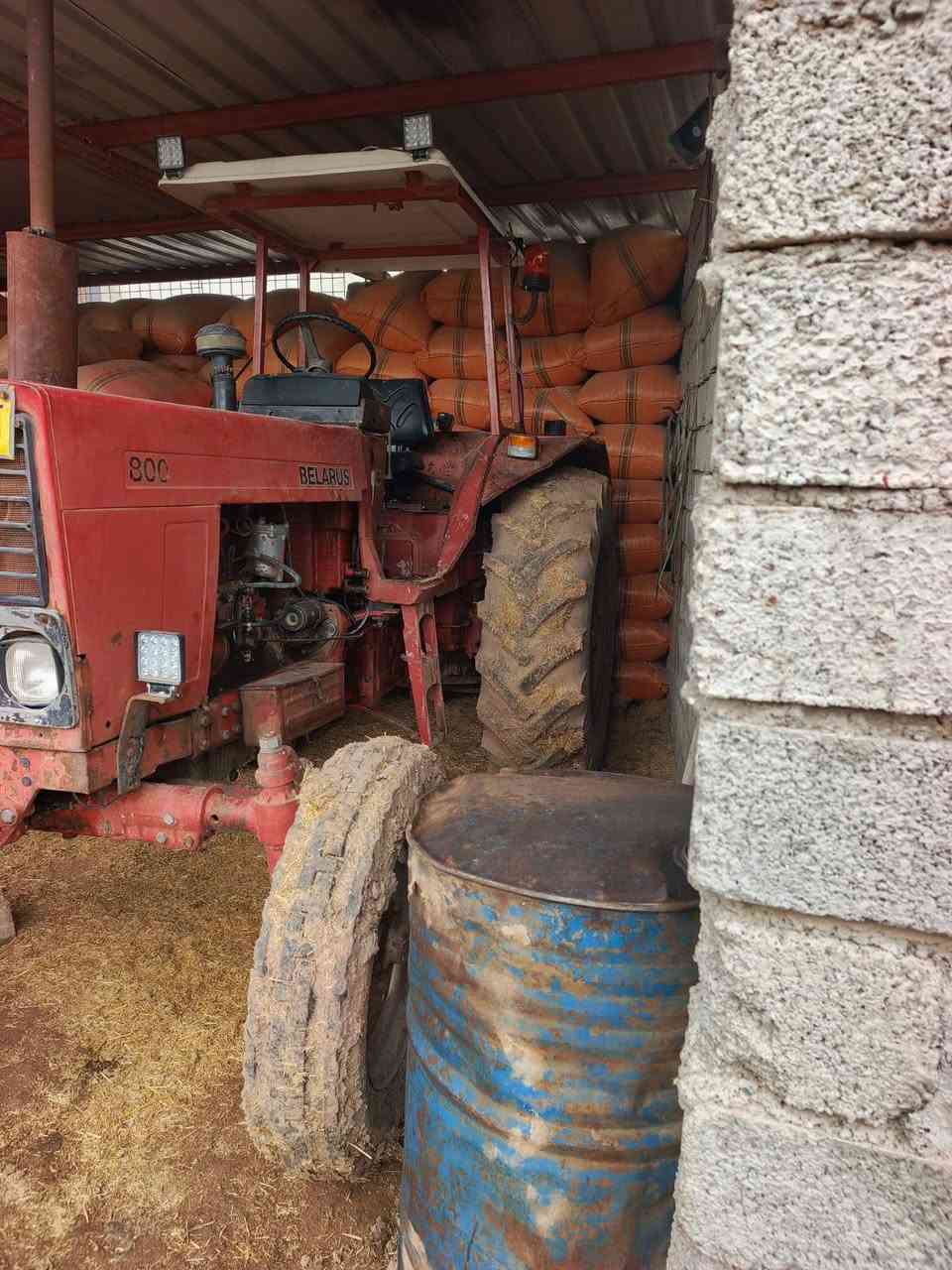 سلام عليكم للبيع بلروز رقم وسنويه رقم الهاتف ***********
