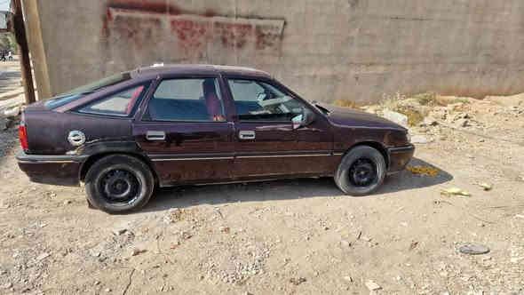 فكترا لون بذنجاني حجم 20 موديل 91 
مشروع وطني لحد 28
محرك كير كله جديد تخم تاير جديد
بطاقه بانزين بيها
شرط تحويل
مكان داقوق شراي اتصل *********** كركوك
