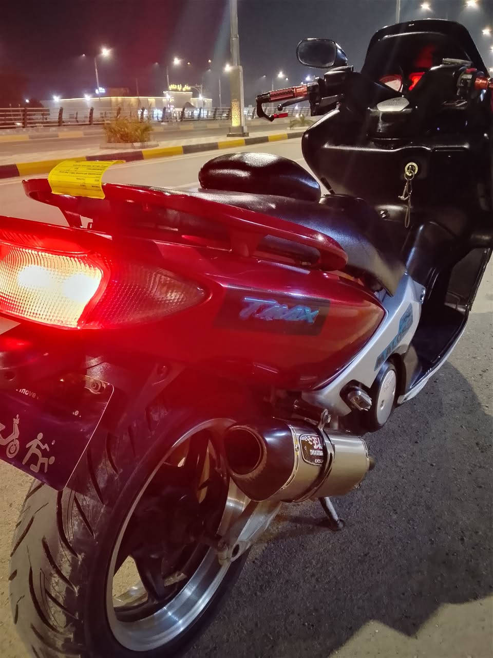 تيماكس موديل 2008 
كامله مابيها اي مشكله ولا نقوصات 
مكان ديالى بعقوبه 
السعر 25 ورقه 
***********
