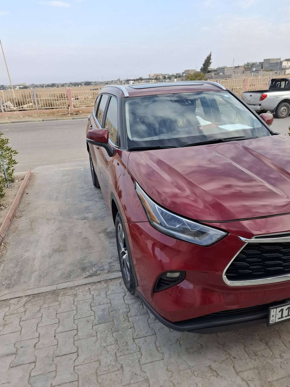 هايلاندر ٢٠٢٣ xle فول vip ومعروف مواصفاته ماتحتاج ذكر بغداد بسمي ماروني ماشيه ٥٥ألف كيلو السعر ٢٥ بيها مجال ***********
