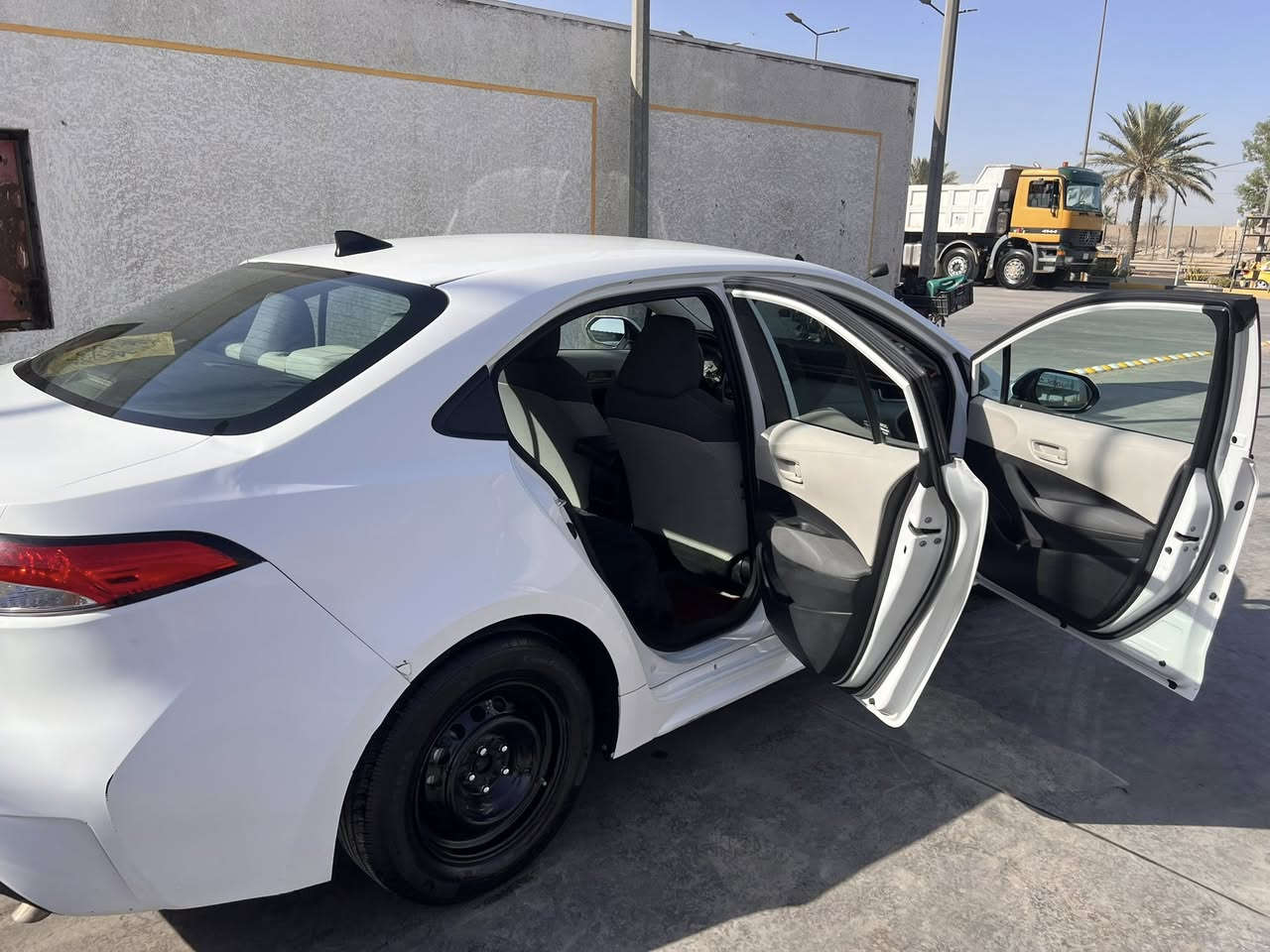 ﷽ 

تويوتا كورولا 2022 شكل جديد LE
سيارة بغداد معوقين تبديل جنطه فقط✅
حجر صالنصه بلادى
بدون دواخل 💯
بدون ايرباگ 💯
سعر158
‏‎مواصفات  LE
‏‎شاشة✅
‏‎كاميرا✅
‏‎رادار✅
‏‎تحديد مسار✅
‏‎تحكمات ستيرن✅
‏‎مانع انزلاق✅
‏‎اوتو بريك✅          ماشيه 70 قابل لزيادة واتساب***********
