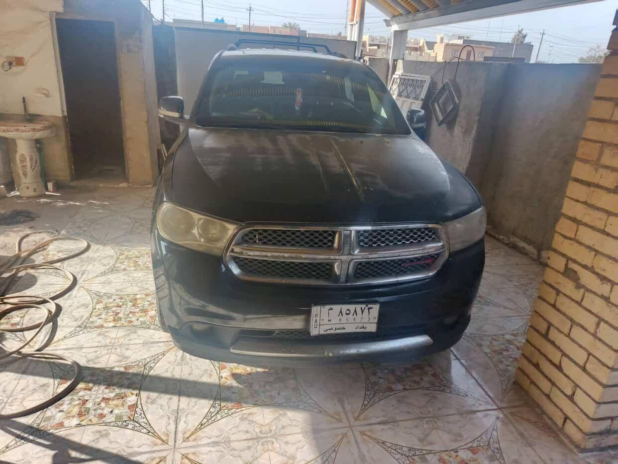 دوج دورنكو موديل 2013 سيتيدال  وارد أمريكي
حادثهه  ربع جاملغ وربع بنيد في الجهة اليمنى 
فول مواصفات كشنات رئاسي منفصل  جلد مقاعد امامية كهربائية تدفئة كير محرك كفاله تايرات اصليه باتري جديد  
لسعر 165وبي مجال قليل بسمي رقم بغداد *********** مكاني بغداد
