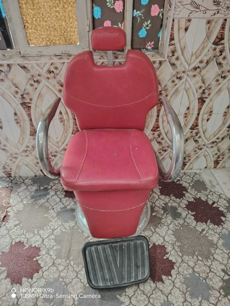 كرسي حلاقه نضيف سعر 70
الاستفسار عله هاذه الرقم ***********بل قاسم
