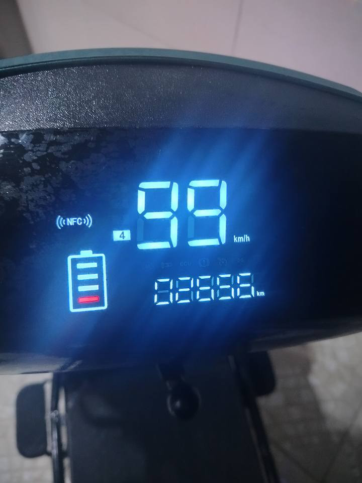 مانتۆڕ شەحن ٦ پاتری گەورە ۳۲ ئەمپێر ماڕکەی کۆریا ئێم ئاڕ ئیستراد خاص فول مواسەفاتە بەگی هەیە نرخی ٦٥۰ هەزار
*********** هەولێر أربيل, العراق
