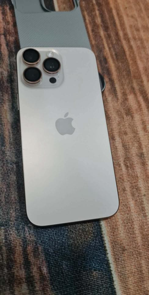 ايفون 16 برو ماكس دبل شريحه
تي تانيوم بطاريه 92 الجهاز كفاله خدش مابيه
سعر علق واجيك خاص
او ت***********
