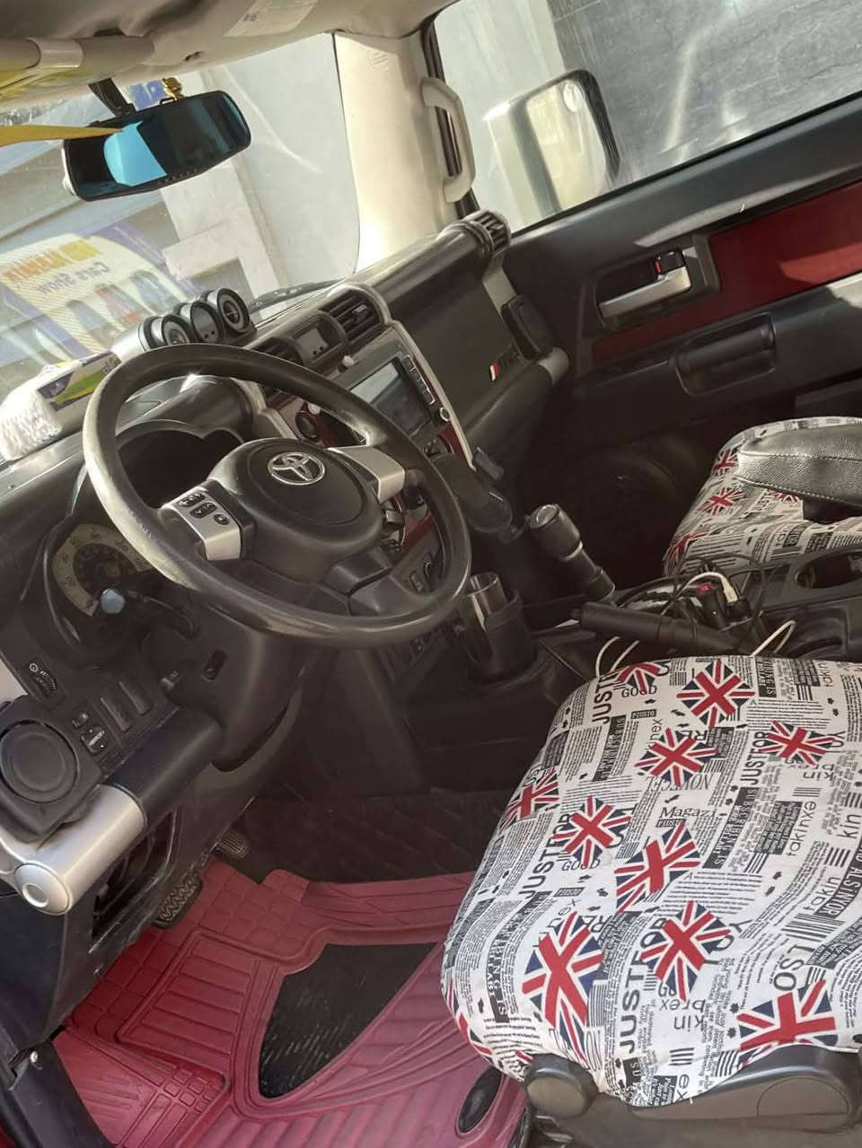 السلام عليكم للبيع اف جي موديل ٢٠٠٨ 
ضربتها جنطه 
فور ويل 
١٣٥ سعرها وبيها مجال
للتواصل صاحب السيارة ***********
