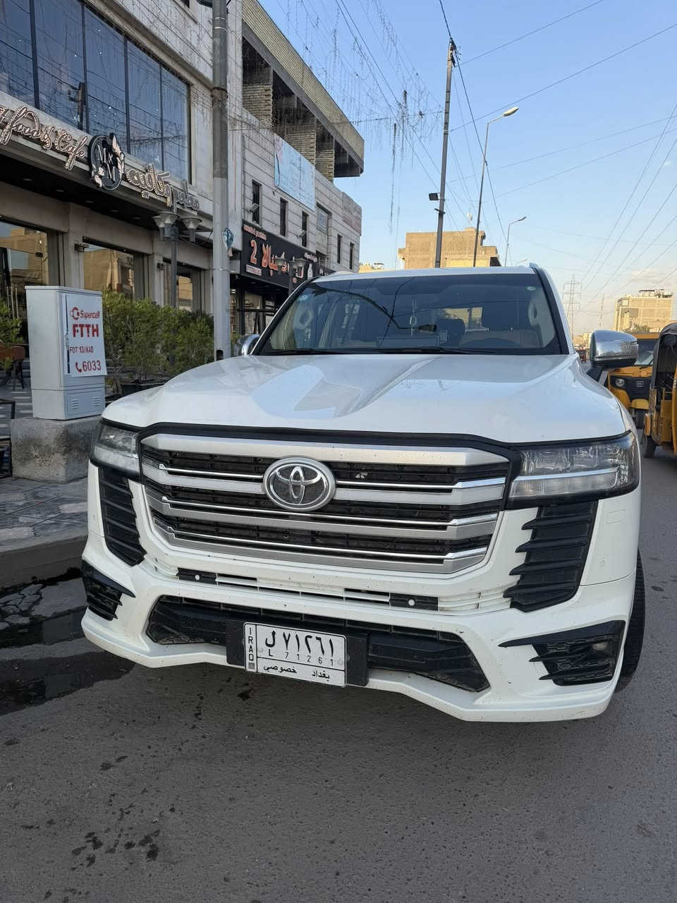 لاندكروز موديل 2022 محدثه Gxr جاهزه من كلشي ماشيه 120 تحويل ثاني يوم باسمي 
السعر 52$
مكاني الدولعي
للاتصال ***********
