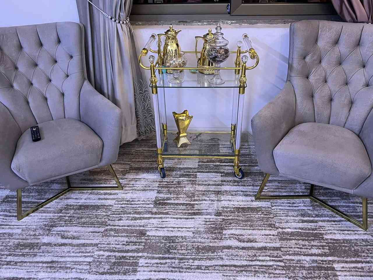 مودرن جديد عشر مقاعد 
850 بيه مجال العنوان بغداد  
***********
