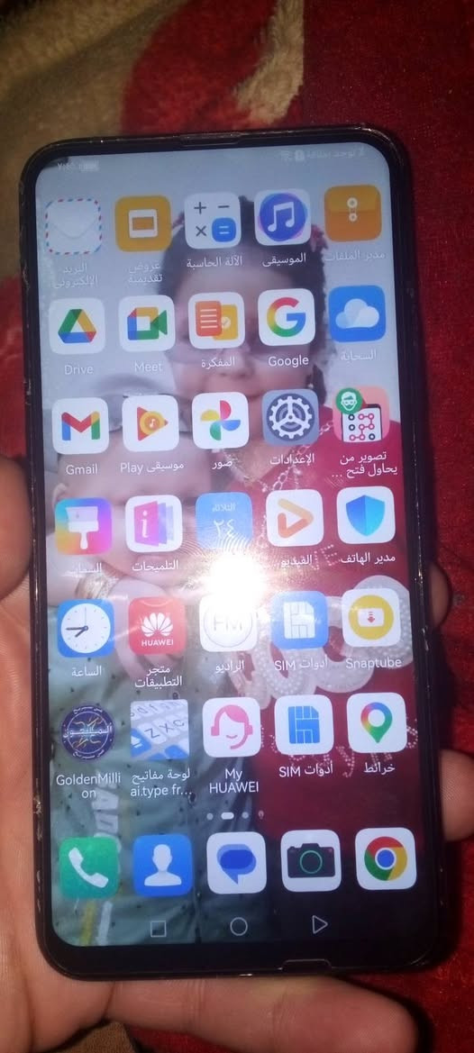 السلام عليكم الجهاز واي تسعه برايم غني عن التعرف الذاكرة 128 بوبجي 40 فريم
الجهاز نظيف مال بيت شرط ابيعك 
فقط بيضا خفيف بالشاشه لكن الشاشه مال الجهاز الاصليه شرط عنواني الموصل جانب الايسر حي الحدباء التواصل فقط عبر الوقم الهاتف *********** متوفر ع الرقم واتساب / السعر 85 بي مجال بسيط للشراي
