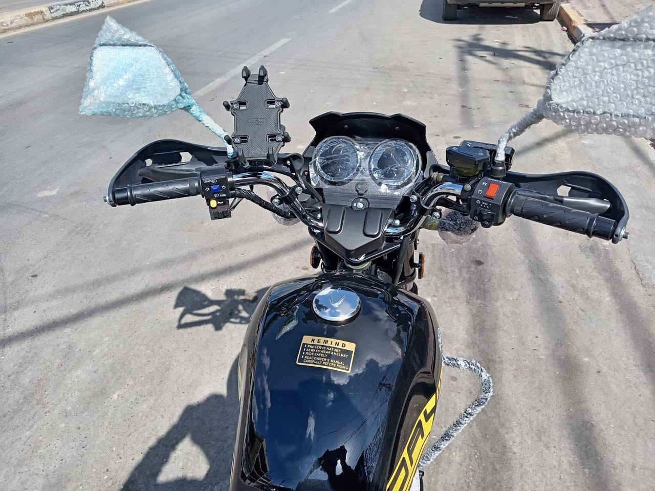 سلام عليكم دايوان مديل 2026صار 4يام من منزله رقم اربيل سعر مليونين 800 رقم الهاتف ***********
