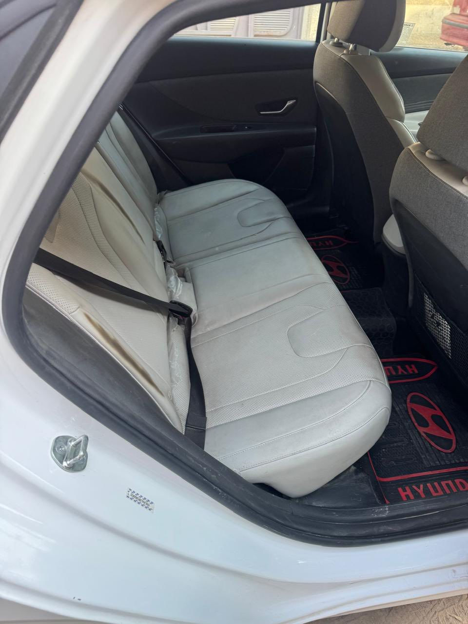 السلام عليكم 
النترا هايبرد فول السياره حادثها موضح بصور مبدل فقط بنيد سياره مكفوله وحلوه كلش 2023باسمي السياره عرضها ١٦٠رقم بغداد


**إذا كنت صاحب هذا الإعلان وتريد حذفه لأي سبب، رجاءا أرسل رسالة إلى الدعم الفني**