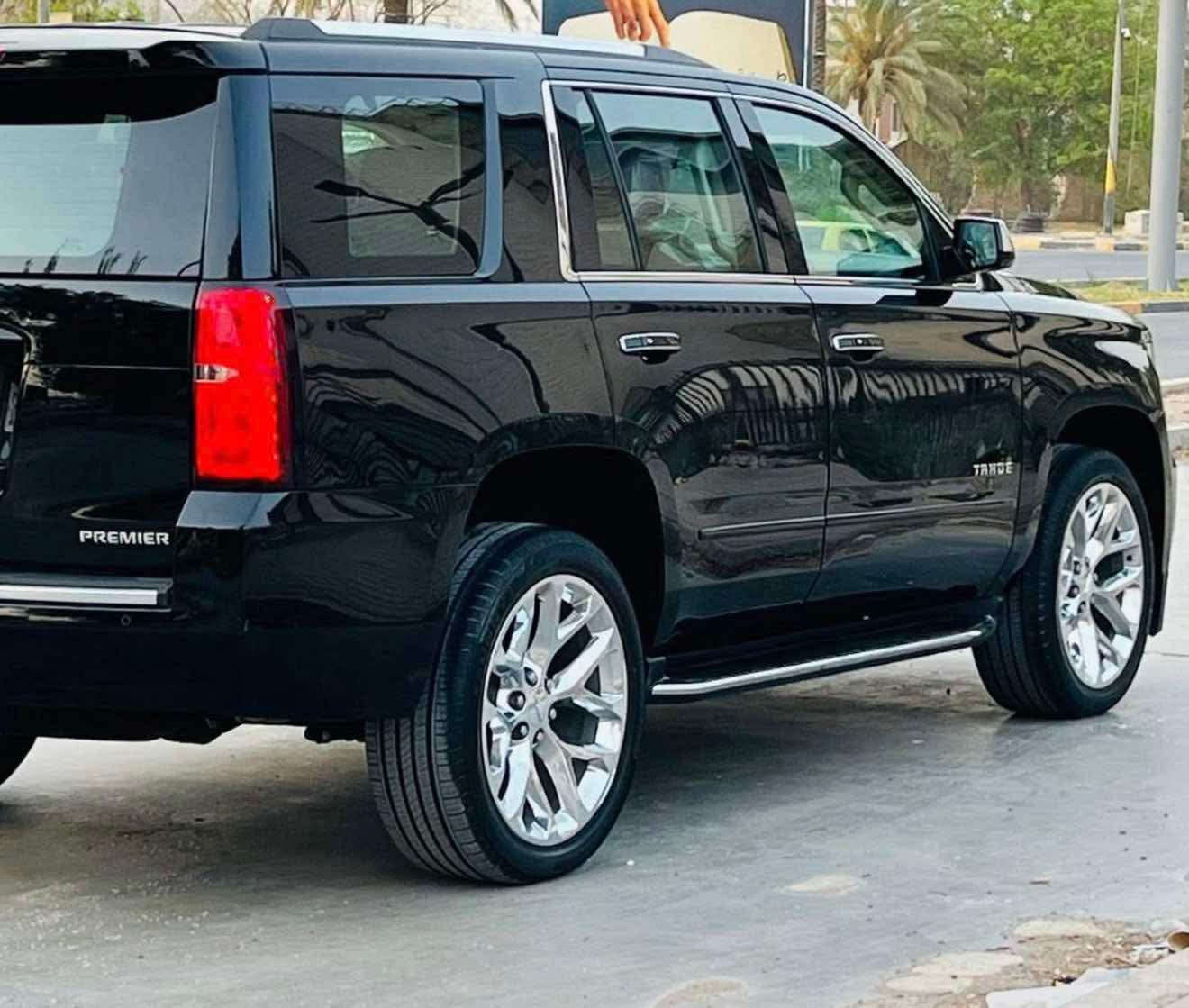 تاهو 2020 بريمير خليجي
شركه المنصور رقم بغداد 

دولي ب اسمي هزه جديده 

علامه ضوء القمر  ماشيه 65 الف 

سياره جديده حيل جديده بلكارتون 

بلعافيه ع الشراي كفاله حته الدعاميات برغي ممفتوح بيها 

تخم تاير جديد مغلفه بالكامل 

صمان 12 سن/

المواصفات                       

فول مواصفات 1/1

8سلندر

دفع رباعي

سلايد(فتحة قمارة)

كراسي جلد اصلي

كراسي اثنين كهرباء

كراسي هزار(عند اقتراب السيارة من اي شي)

كراسي خزن(ميموري)

كراسي(تدفئة+تبريد)

كراسي خلفية كهرباء

كراسي خلفية تدفئة

تبريد خلفي شاشة

شحن الهاتف لاسلكياً

رادار

سائق آلي

كروس سرعة

داتا شو DATA SHOW

خمس بصمات

فول تحكم استيرن(جهتين امامي+جهتين خلفي)

استيرن كهرباء

استيرن تدفئة

شاشة عرض الاعطال

صندوك كهرباء(شفط)

فتح صندوك تلقائيا عن طريق القدم(صندوك جلاق)

نظام السير على الخط

دبل كير(عادي+اوتوماتيك)

دبل حساس(امامي+خلفي)

نظام تحكم بمستوى الضوء الداخلي

مانع تزحلق

پدل كهرباء(تحكم كهربائي بالبريك والبانزين)

نظام فتح الابواب لاسلكياً

فور ويل

شاشة امامية كبيرة اصلية

شاشة خلفية DVD اصلي 

كامرة خلفية 

تشغيل عن بعد

قاصة سرية

دوسات كتابة CHEVROLET

مري كهرباء(شفط)

لايت عدسة زنون ضمان 

لد امامي

سستم_صوت

داتاشو كبيره 

كيجات ديجتال 

موصفات لبريمير بعد معروفه هيه اعلى فئة

رقم صاحب السياره ***********
