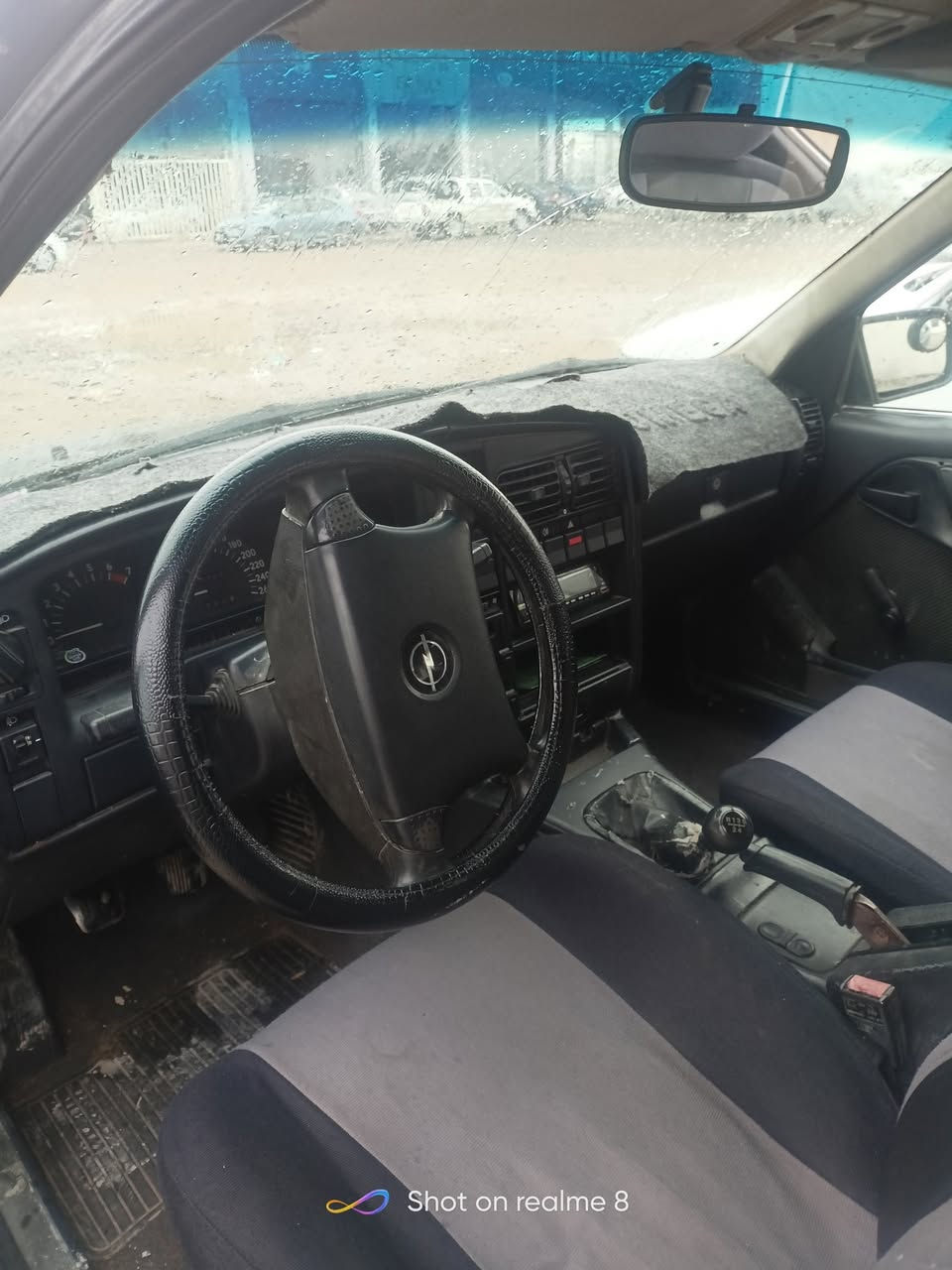 سلام عليكم اخوان أوبل اوميكا محرك 2000 شرط كير ومحرك موديل 93 سنويه خضراء سيارة كلها شرط مال بيت احلامن الصورة فحص صلاح الدين صاحبها معرف وين يعني ابيع حبل حبل بدون راعي سلايت سيدي غرفه جديده حيل دشبول حديد كهربائية كلها شغاله طخم تاير جديد جديد السعر 14 بيها مجال بصيط اخوان لاحد يكسر بل سعر هاي مال مسلم تكريت القادسيه رقم *********** مامتواجد عل وات ساب
