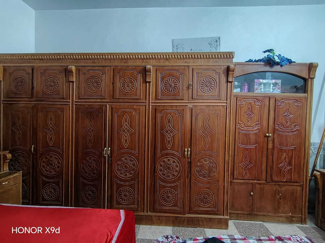 غرفه للبيع بسعر ٥٠٠ مكاني دوايه الاتصال على الرقم ***********
