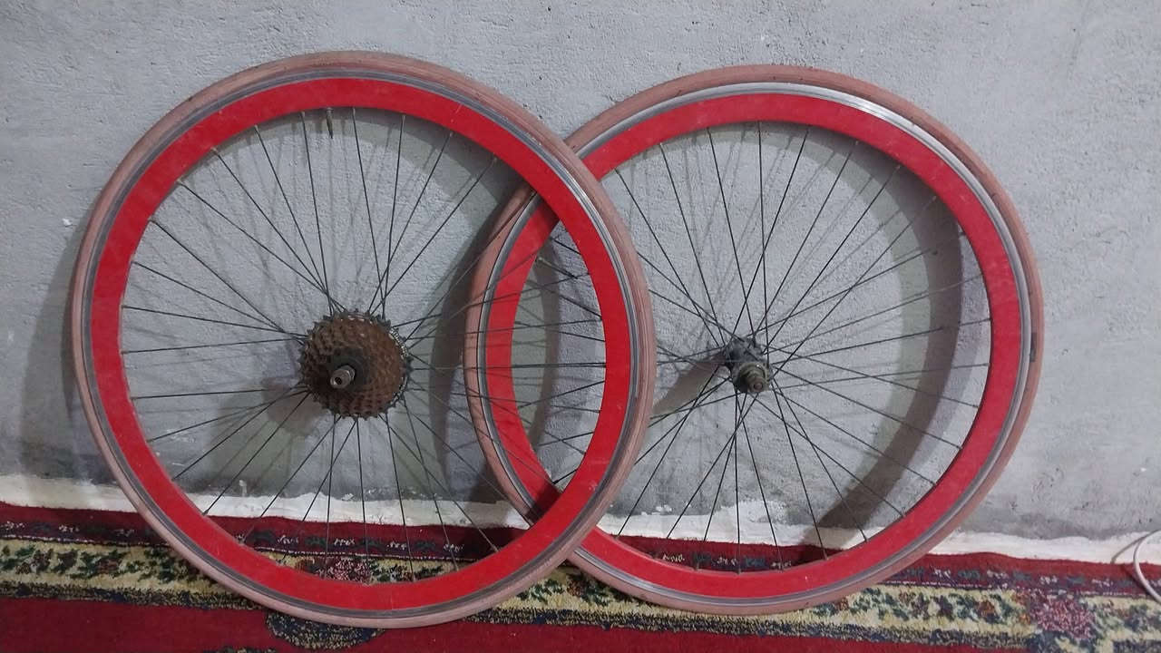 ويلات تفصيخ اصليه
تك ويل خلفي حجم 26 دسك مع المكينه 8 نمر السعر. 35 الف
تك ويل خلفي فكسد سيم عريض
السعر. 15 الف
زوج ويلات مع التايرات حجم 700 / 28 مع المكينه السعر. 50 الف
يوجد توصيل / العنوان البصره القبله 
***********
