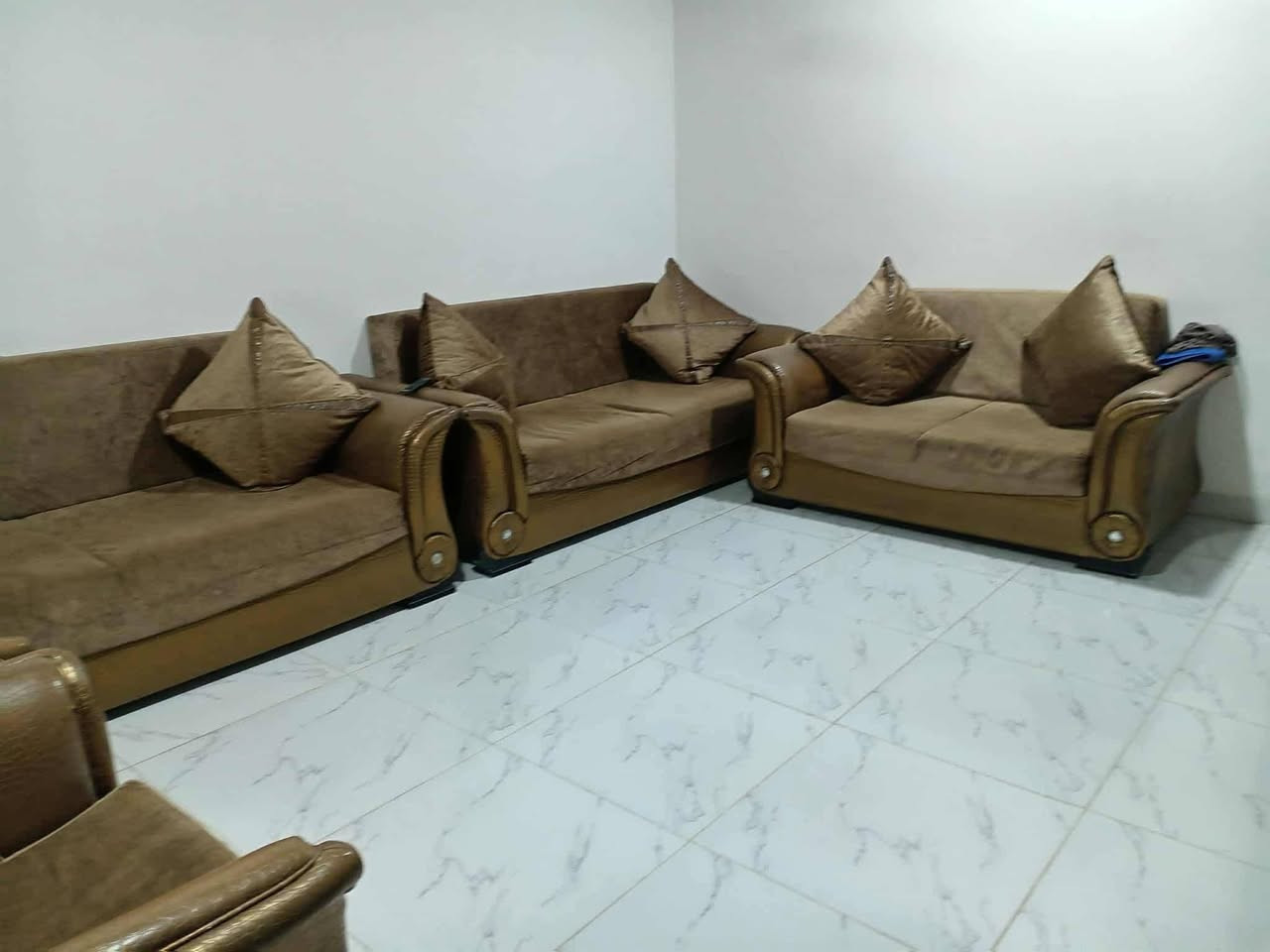 اغراض للبيع


**إذا كنت صاحب هذا الإعلان وتريد حذفه لأي سبب، رجاءا أرسل رسالة إلى الدعم الفني**