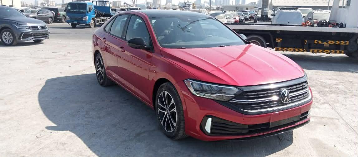 جيتا ٢٠٢٣ بدون صبغ
بدون ايرباك 

تفاصيل الضرر موضحه بالصور 

ماشيه ٢٠ الف 

Se ++ 

يعني فول

 شاشه ديجيتل كبيره مو نص 

داخل ١٠ الوان متغيره 

باقي التفاصيل معروفه بفئتها 

متواجده موصل او اربيل او دهوك 
سعرها ١٧٧ وبيها مجال 

للتواصل عالخاص 

او على الرقم التالي 

***********
