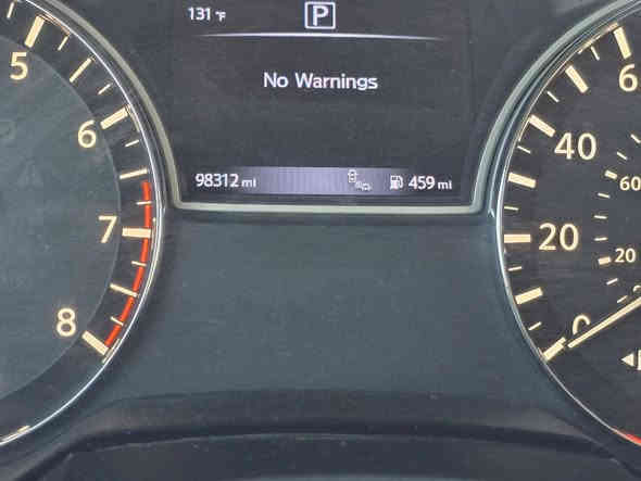 نيسان التيما 
موديل 2017 
رقم اربيل هزه جديده 
سنويه جديده 
سياره بأسمي 
تحويل ثاني يوم 
مواصفات sv معروفه 
رادارات اماميه خلفيه وجوانب بصمة أبواب وبصمة تشغيل 
ويل كب 
تشغيل عن بعد 
بيها هواي مواصفات مذاكرهن 
محرك وگير بشرط تراي للبصره 
ضرر بنيد وجاملغ تبديل 
وجاملغ صبغ 
سعر 125$ وبيه مجال بسيط
مكانها بغداد بالمشتل 
***********
