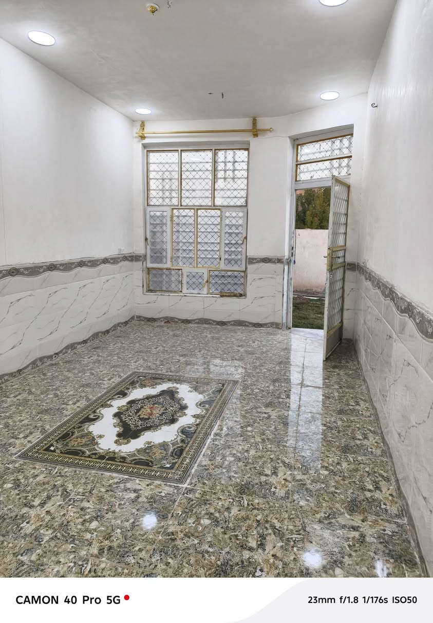 بيت للبيع مساحة 250 طابو سند 25
نقابة المعلمين الشارع الرئيسي مجاور مؤيد أبو الشفل
للاستفسار الاتصال ع الرقم ***********
السعر 105
