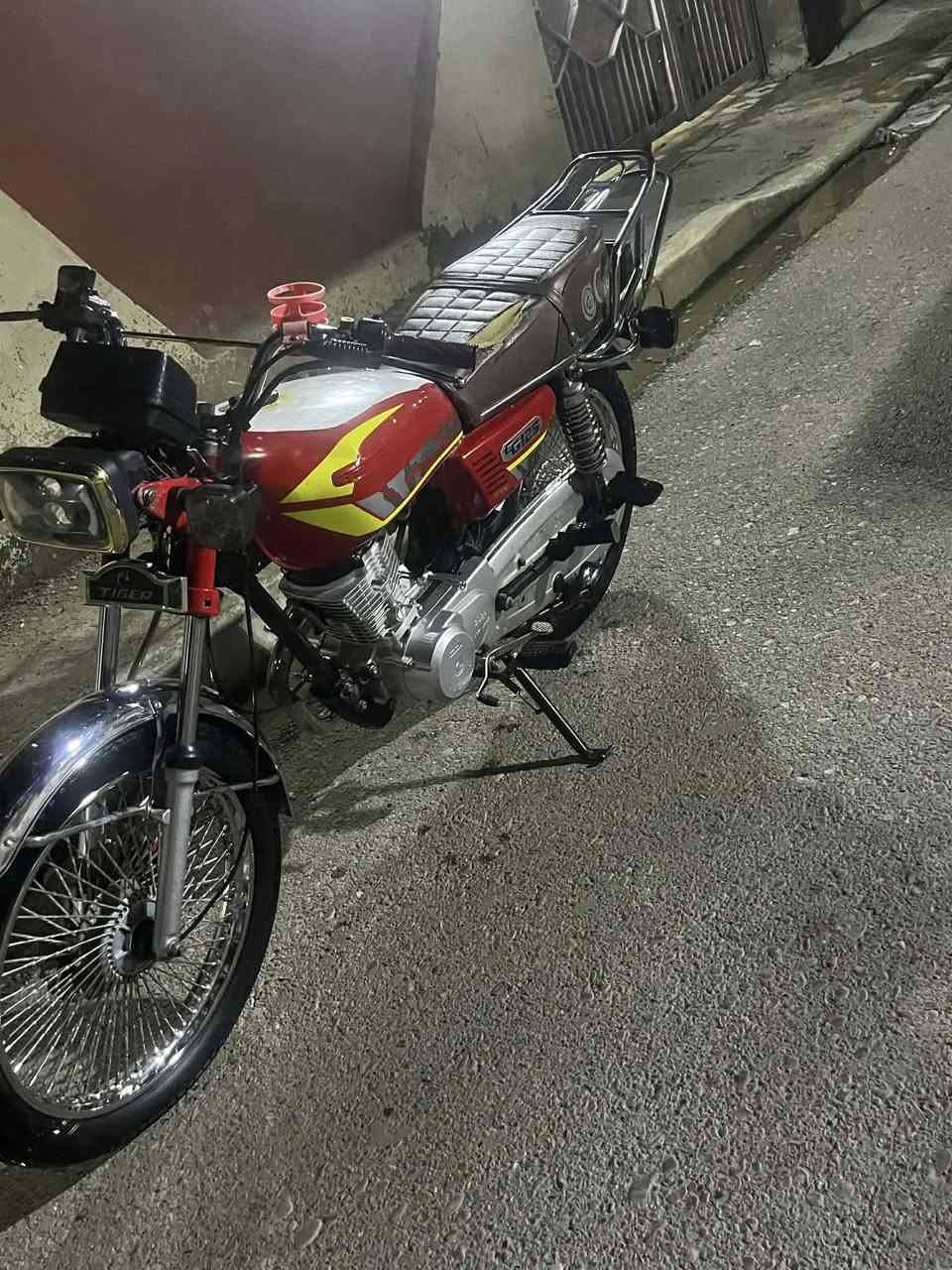 السلام عليكم تايكر للبيع موديل 24 السعر 550بيه مجال مكان تقاطع الساده


**إذا كنت صاحب هذا الإعلان وتريد حذفه لأي سبب، رجاءا أرسل رسالة إلى الدعم الفني**