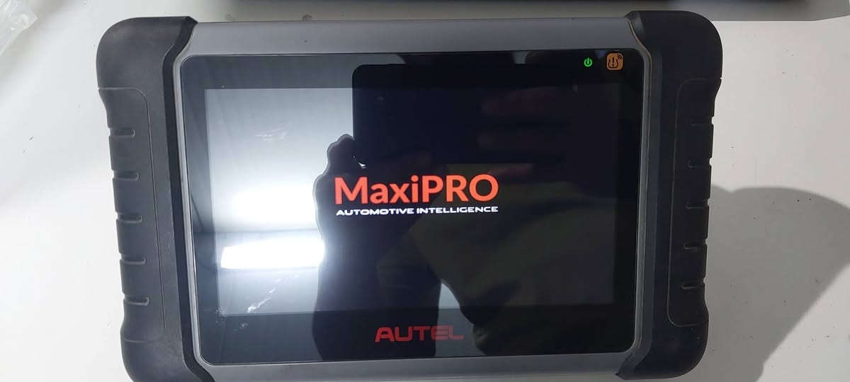 جهاز فحص عقول السيارات
Autel Maxi Pro MP808 Ts
بي تحديث إلى 2027 نهاية الشهر الثالث يعني للرابع تقريبا
يدعم معظم السيارات ويدعم برمجة الإطارات 
ألماني امريكي ياباني كوري صيني ايراني


**إذا كنت صاحب هذا الإعلان وتريد حذفه لأي سبب، رجاءا أرسل رسالة إلى الدعم الفني**