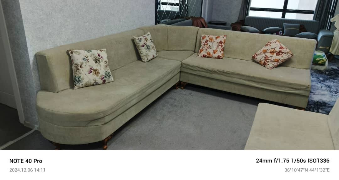 مساء الخير ..
أغراض للبيع المكان اربيل اسكان تاورز ..
للتواصل ***********
