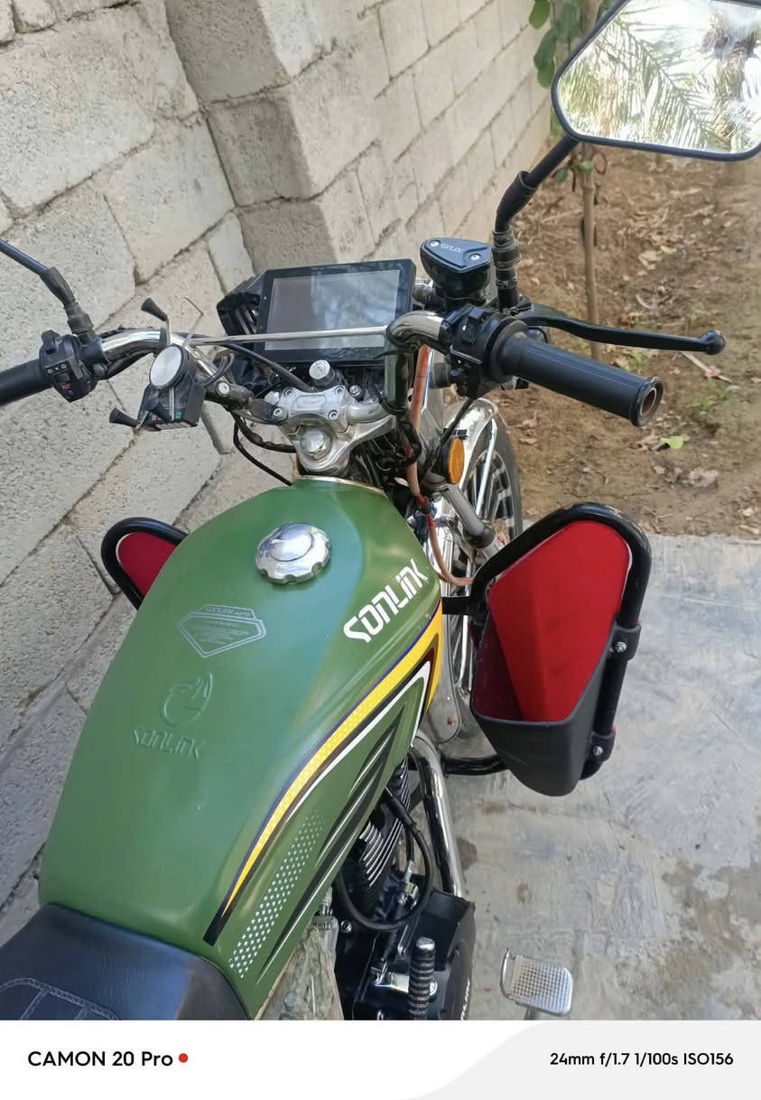 سلام عليكم سيفان مديل 2025شاصي محرك 25
محرك200ccزيرووو ستعمال سبوع فقط ماشية 500متࢪ كفالة من الشخط كفالة من جكت الابرة شرط لون مميز سويجات بصمات كاملة اوراق كارتوني عارضهة 775وبيهة مجال حك لجية زيرو ممستعمل غير سبوع 

مكاني ديالى ناحيه السلام ***********📞📞
