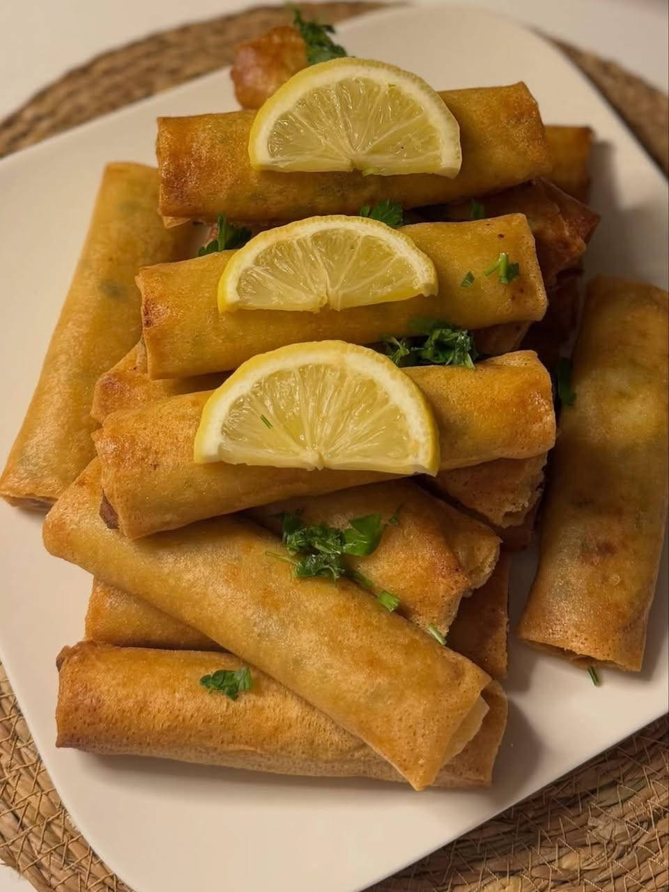 مساء الخير والعافية على زبائنه الحلوين 🙈🙈

عرض يوم الأثنين ب 25 ألف فقط والتوصيل مجااااااااااني

العرض يشمل :

بوكس برك بالجبنه السائحة 😍🌯

بوكس بيتزا ببروني 🍕

بوكس صاج دجاج 🫔

بوكس فطائر 🌮

بوكس بسبوسة 🥧

بوكس غريبة 🍪

التوصيل داخل محافظة السماوة 🚕

#مطبخ_فرانكلين #متجر_فرانكلين #السماوة


**إذا كنت صاحب هذا الإعلان وتريد حذفه لأي سبب، رجاءا أرسل رسالة إلى الدعم الفني**