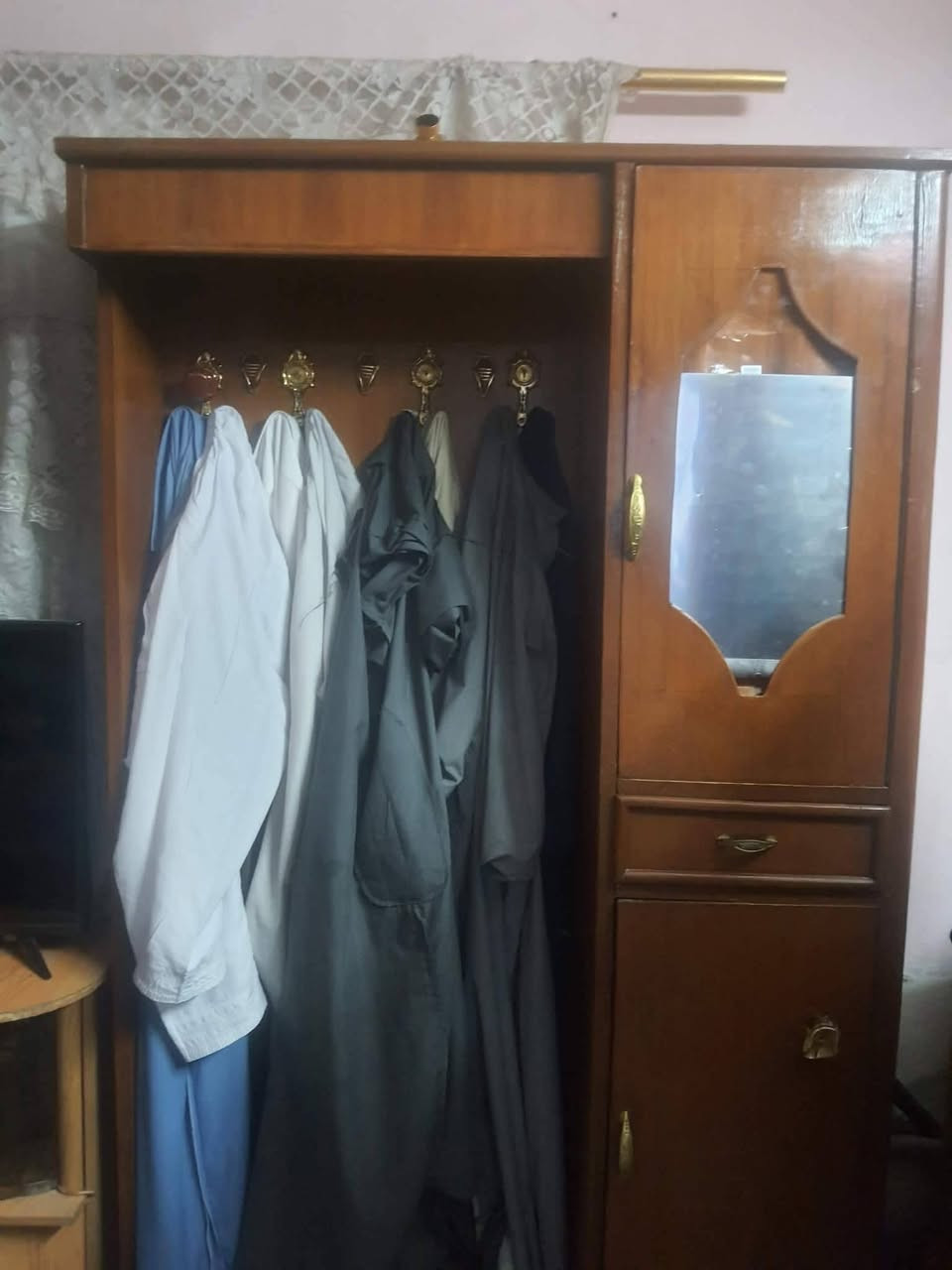 مكلفه بالنشر غرفه نوم لبيع سعر٦٠٠وبيها مجال 
مال عائله محتاجه


**إذا كنت صاحب هذا الإعلان وتريد حذفه لأي سبب، رجاءا أرسل رسالة إلى الدعم الفني**