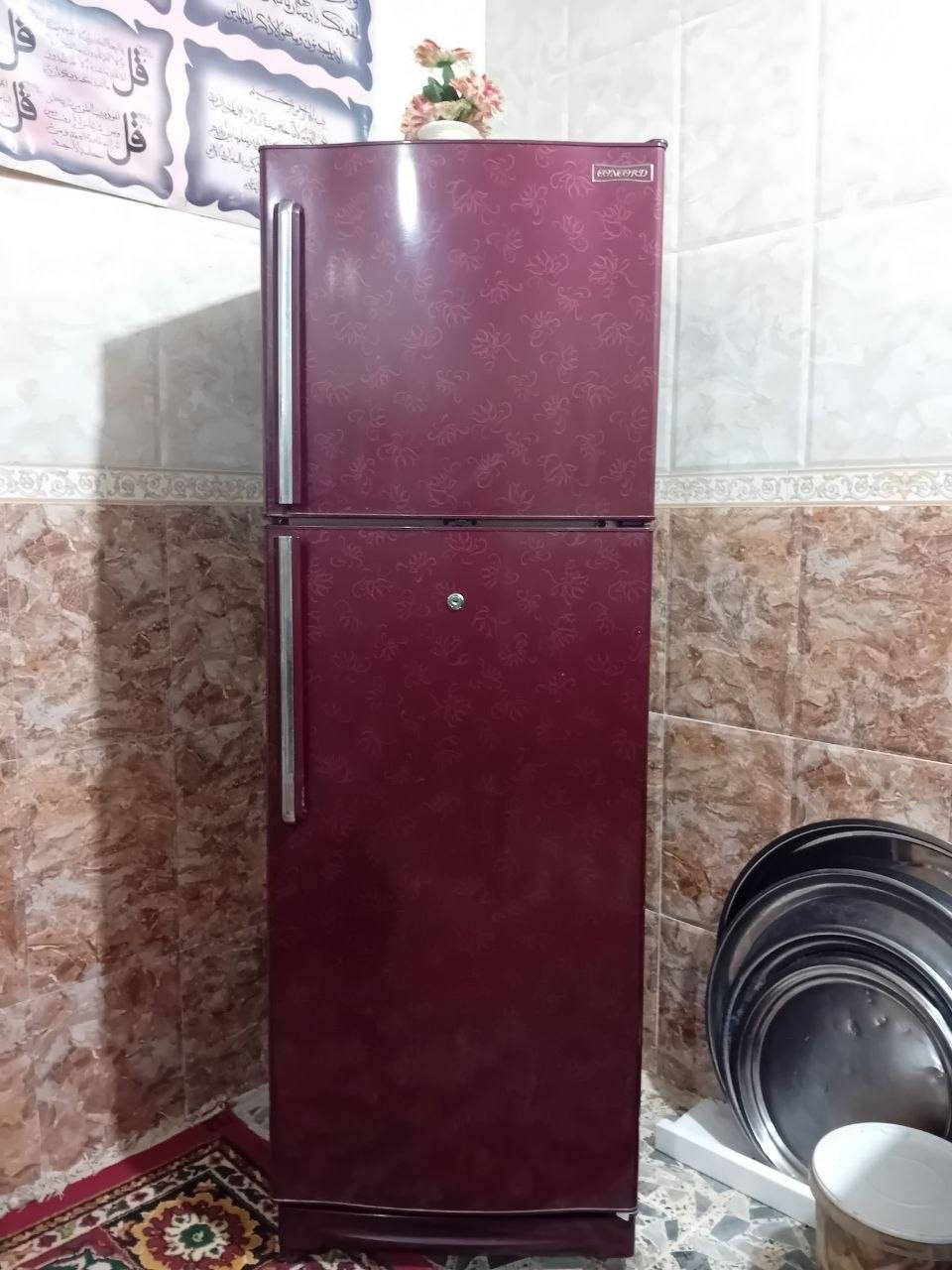 السلام عليكم
#متاح ثلاجة نظيفة جداً حجم ١٨ قدم 
تجميدها وتبريدها فووول ومابيها أي عطل 
نظافتها ٩٥٪ و شرط تجي وتشوفها بعينك 
السعر ٢٦٥ ألف وبيها مجال للشراي 
للإستفسار الإتصال *********** متوفر واتس 
أو مراسلتي على الخاص 💬
المكان" الأنبار قضاء عانة " 📍❤
